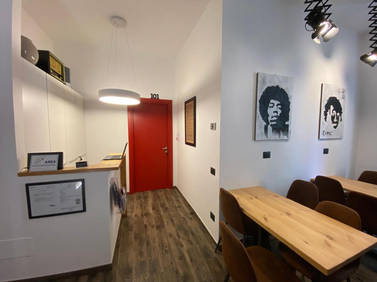 Holiday Guesthouse Σαλέρνο Εξωτερικό φωτογραφία