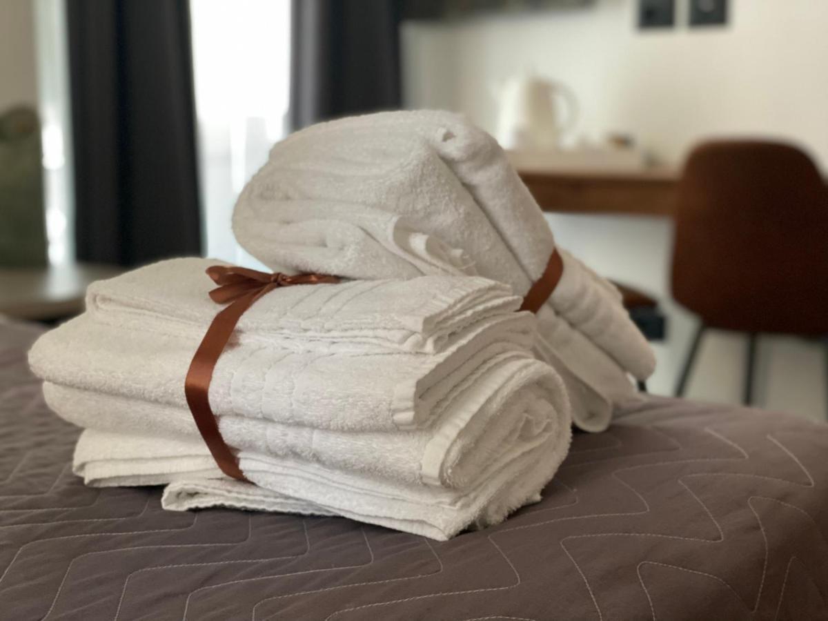 Holiday Guesthouse Σαλέρνο Δωμάτιο φωτογραφία