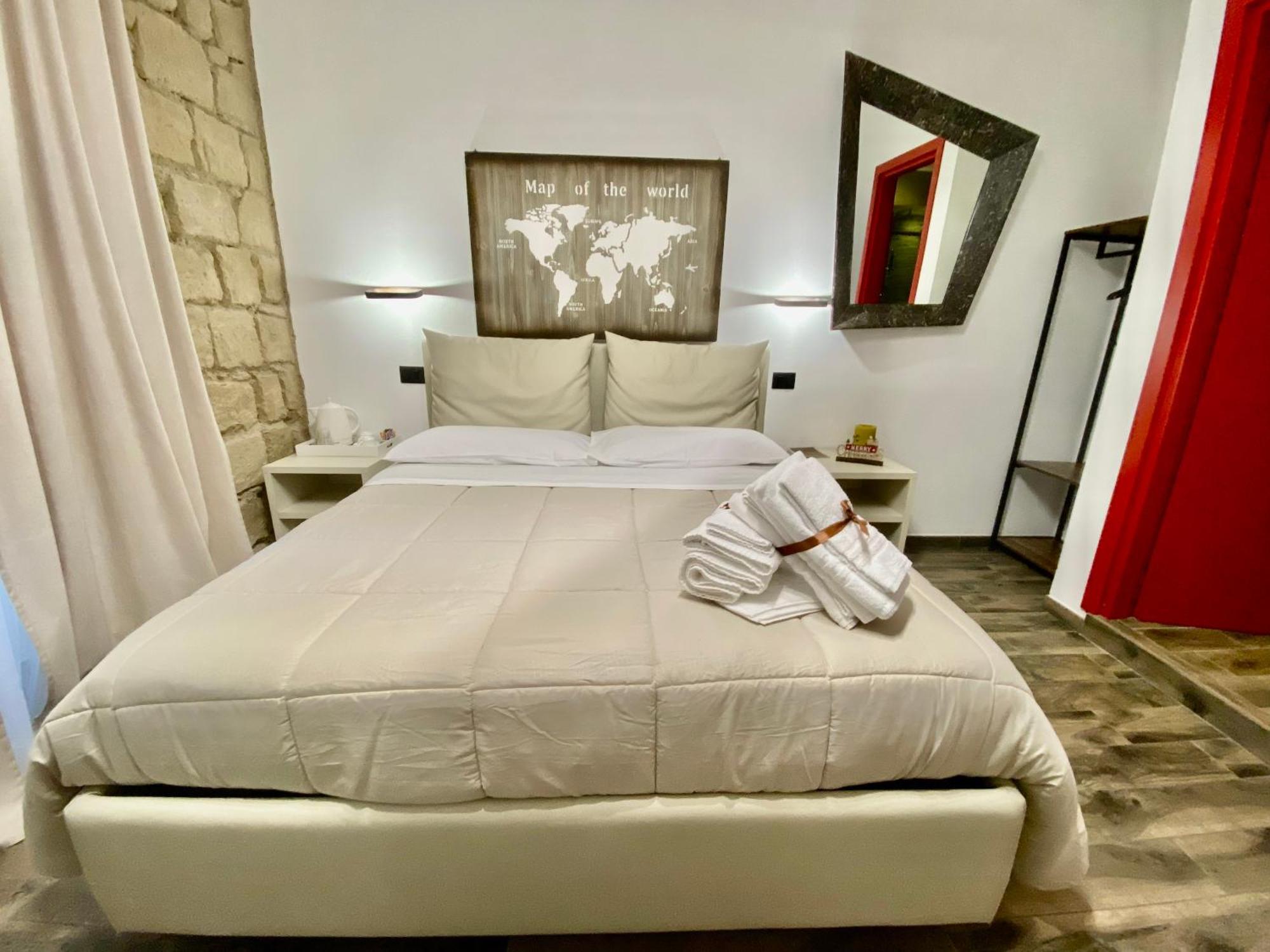 Holiday Guesthouse Σαλέρνο Δωμάτιο φωτογραφία