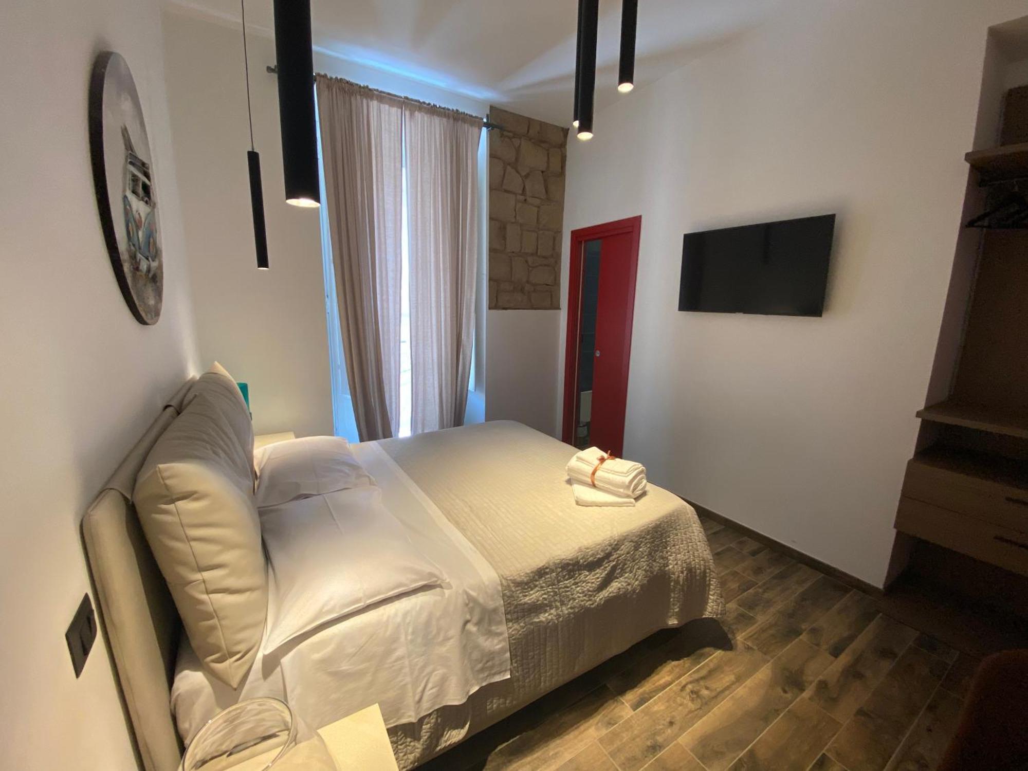 Holiday Guesthouse Σαλέρνο Δωμάτιο φωτογραφία