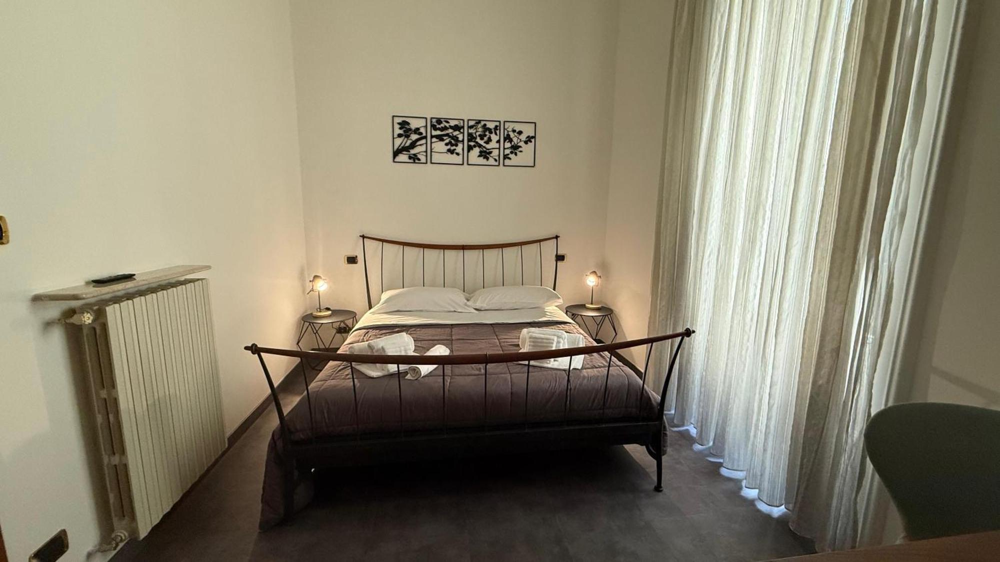 Holiday Guesthouse Σαλέρνο Εξωτερικό φωτογραφία